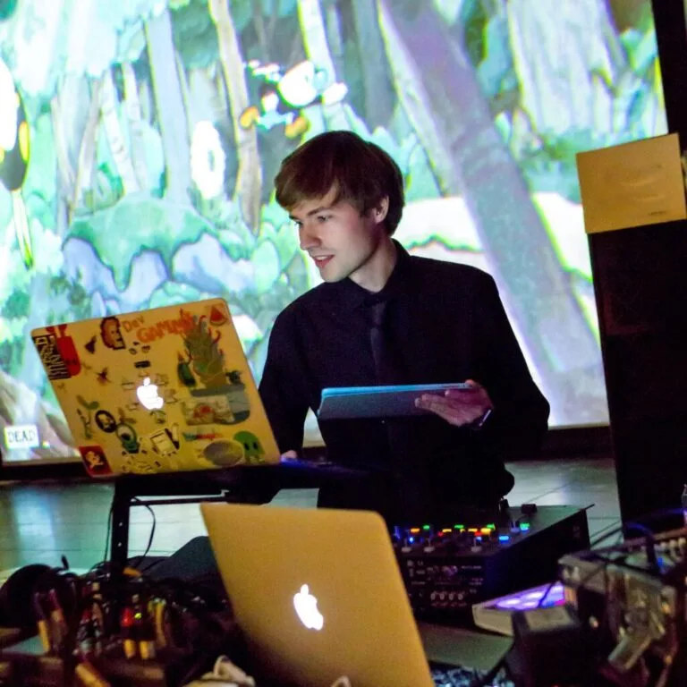 C418 Net Worth 2021 – German Music Producer